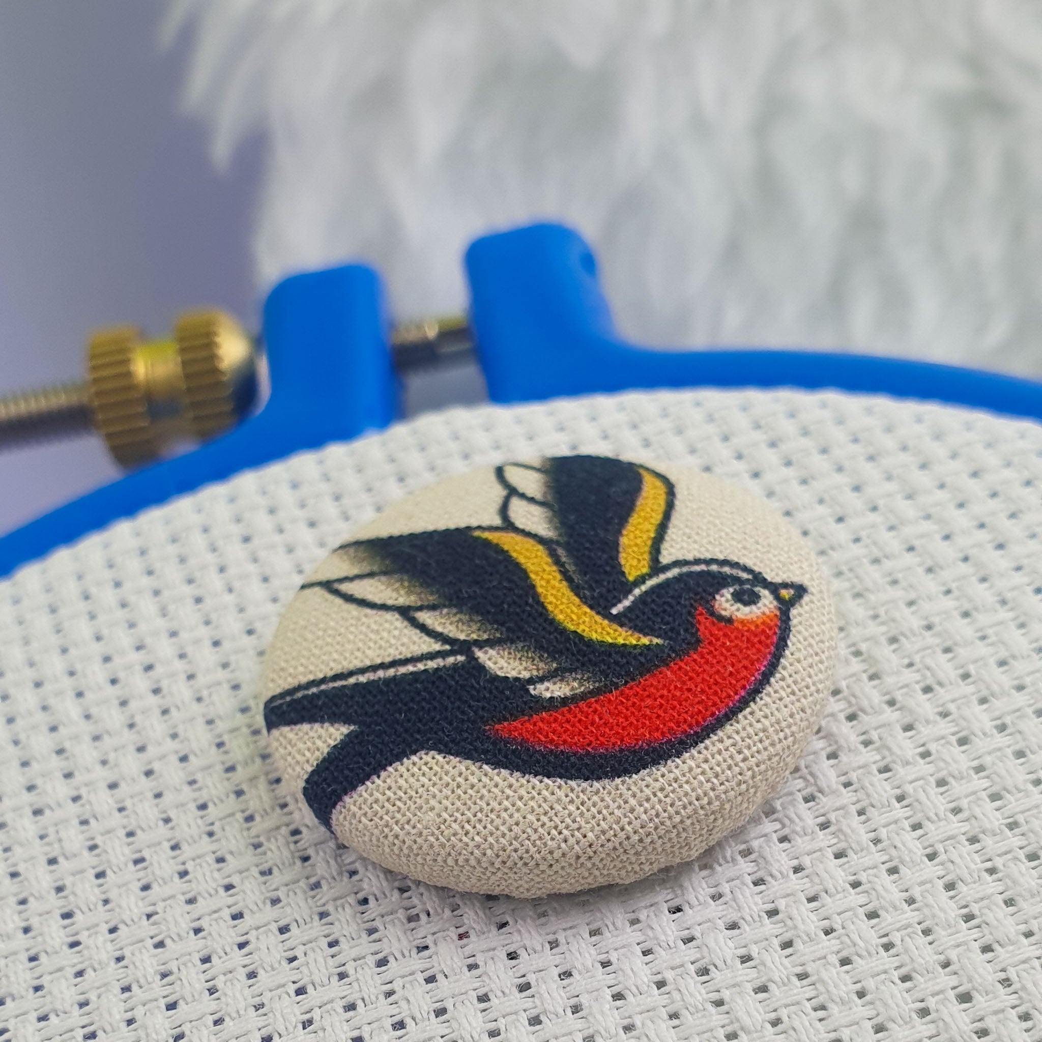 Needle Minder Swallow Close Up