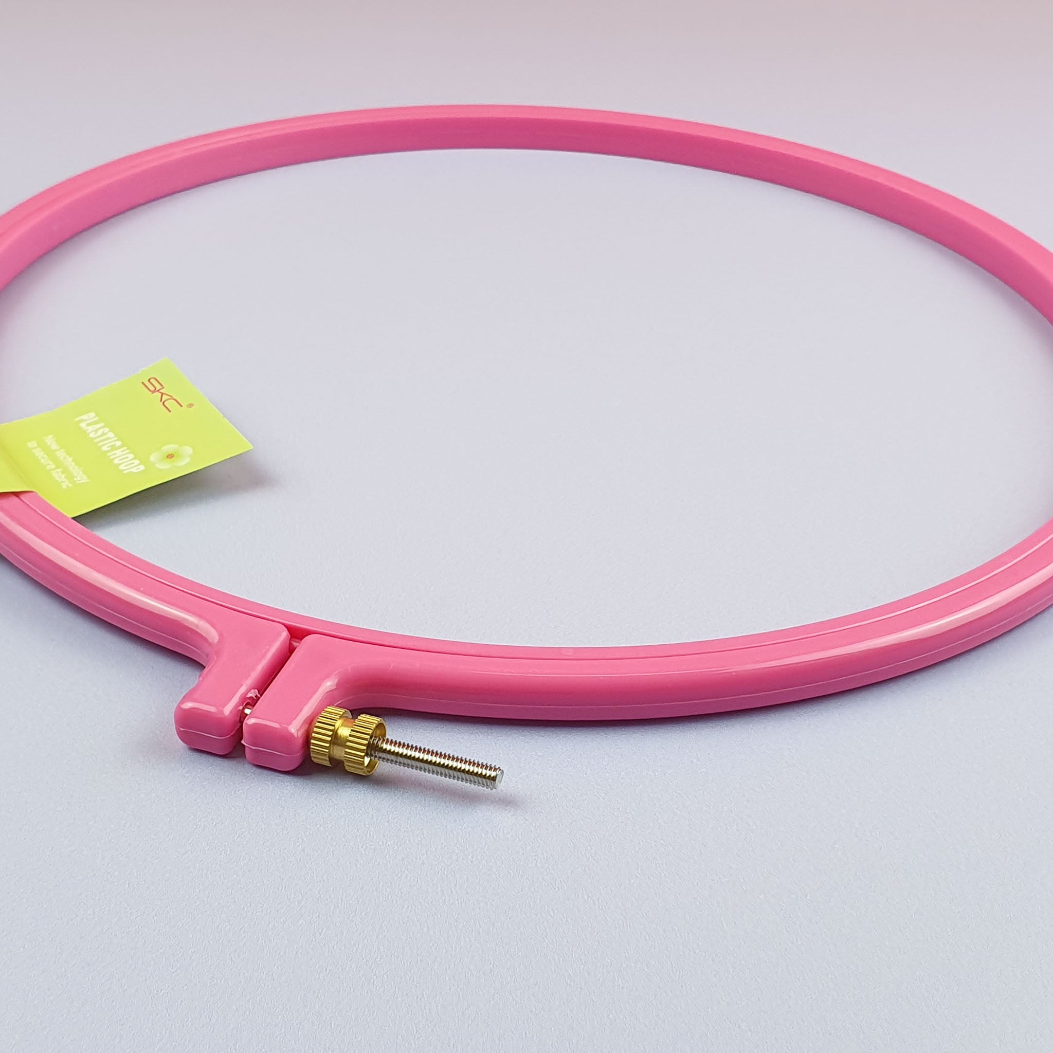 SKC Embroidery Hoop 10 Inch pink close up