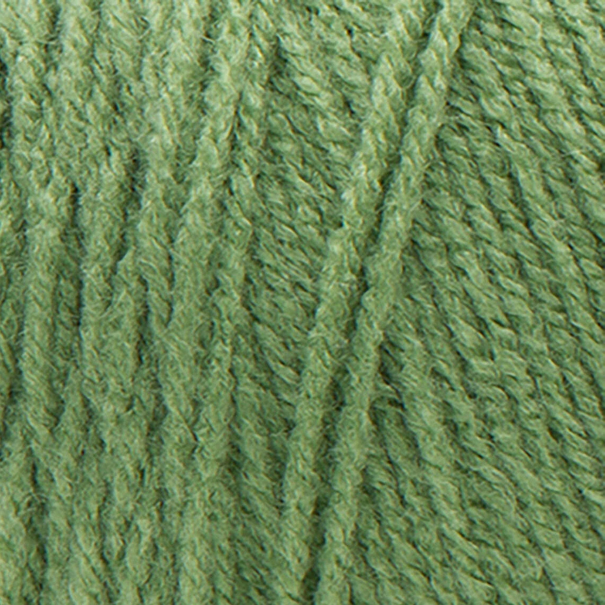Tea Leaf Red Heart Super Saver Swatch