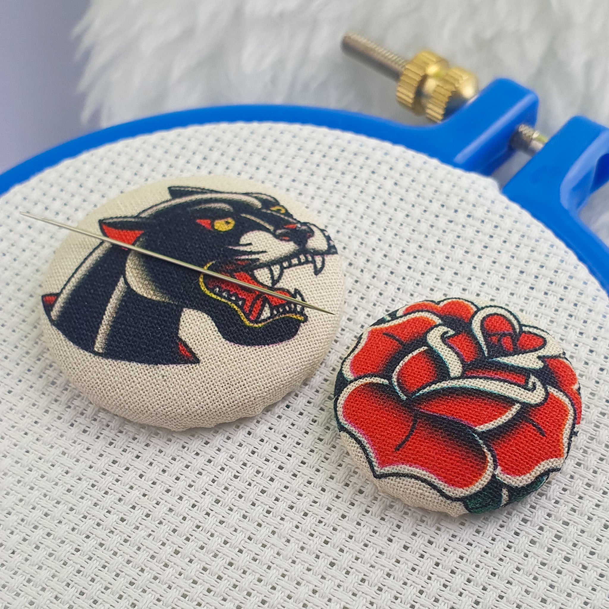 Needle Minder Large Panther and Small Rose Close Up